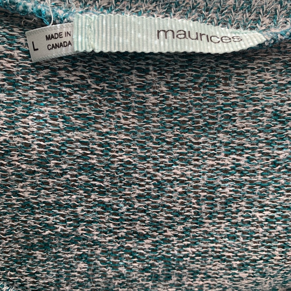 Maurice’s large knit top